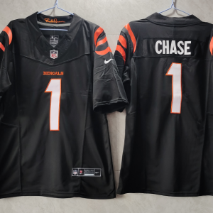 Men's Cincinnati Bengals #1 Ja'Marr Chase Black 2023 F.U.S.E. Vapor Untouchable Limited Jersey