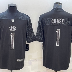 Men's Cincinnati Bengals #1 Ja'Marr Chase Black Reflective Limited Jersey