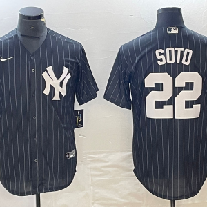 Men's New York Yankees #22 Juan Soto Black Cool Base Stitched Baseball Jersey