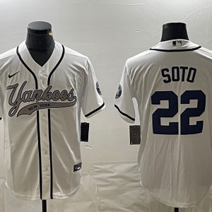 Men's New York Yankees #22 Juan Soto White Cool Base Stitched Baseball Jersey