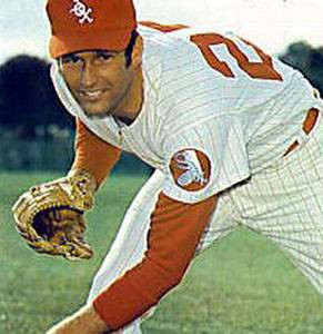 TOMMY JOHN Chicago White Sox 1970's Majestic Throwback Baseball Jersey - Image 4